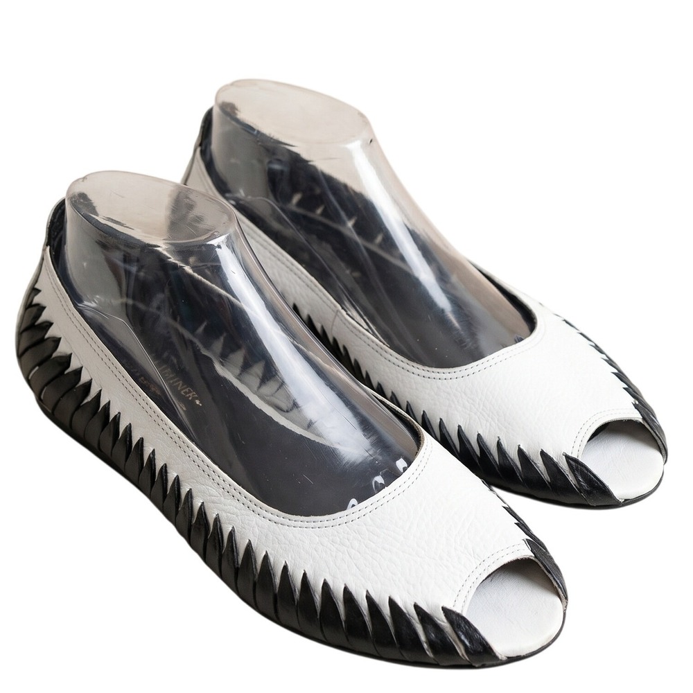 Donald J Pliner EDA Peep Toe Ballet Flats White Black Leather Italy 10 M Minimal